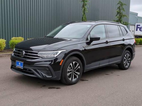 VOLKSWAGEN TIGUAN 2023 3VVRB7AX7PM111787 image