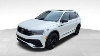 VOLKSWAGEN TIGUAN 2023 3VVCB7AX4PM117813 image