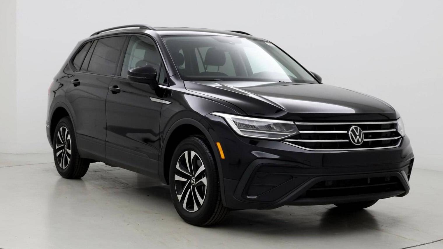 VOLKSWAGEN TIGUAN 2023 3VVRB7AX4PM068929 image