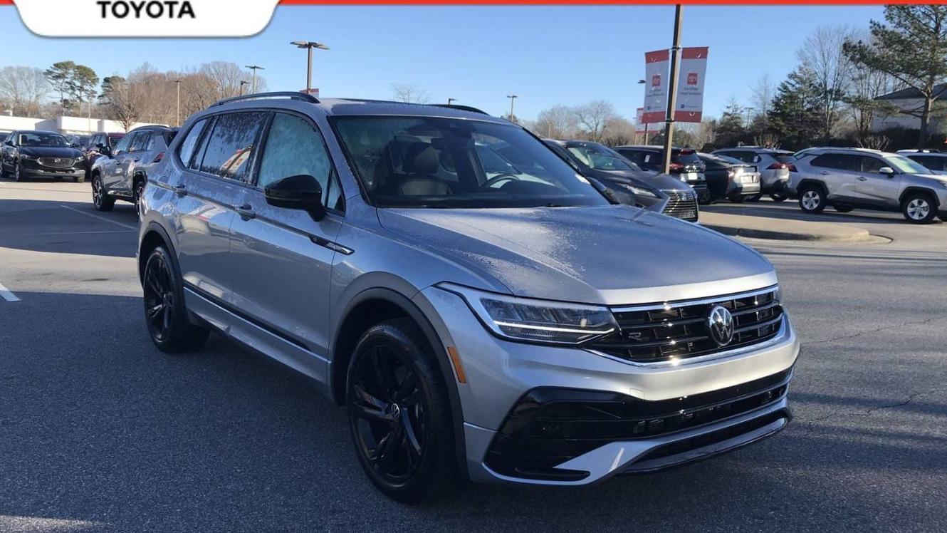 VOLKSWAGEN TIGUAN 2023 3VVCB7AX4PM056821 image