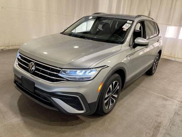 VOLKSWAGEN TIGUAN 2023 3VVRB7AX7PM111403 image