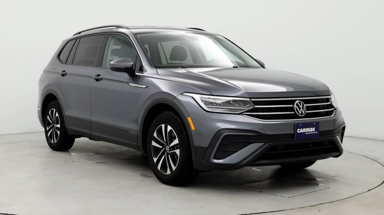 VOLKSWAGEN TIGUAN 2023 3VVRB7AX3PM055458 image