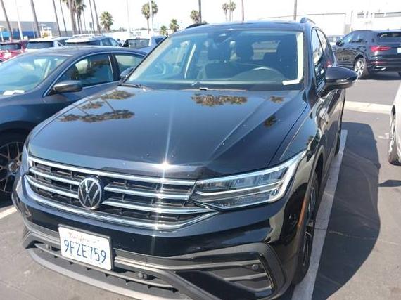 VOLKSWAGEN TIGUAN 2023 3VVRB7AX2PM038179 image