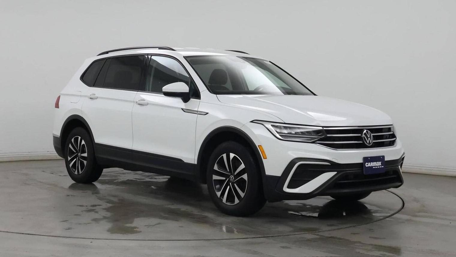 VOLKSWAGEN TIGUAN 2023 3VVRB7AX6PM042137 image