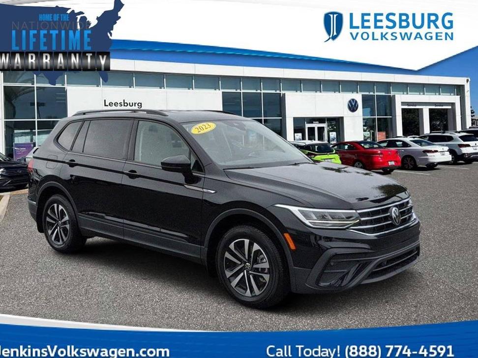 VOLKSWAGEN TIGUAN 2023 3VVRB7AX0PM088790 image