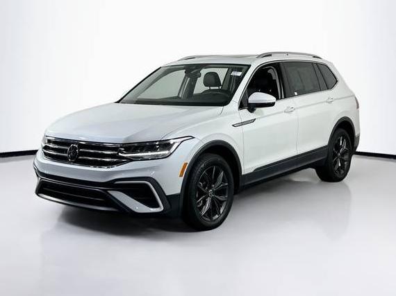 VOLKSWAGEN TIGUAN 2023 3VVNB7AX9PM018817 image