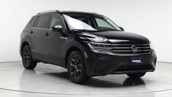 VOLKSWAGEN TIGUAN 2023 3VV3B7AX3PM081337 image