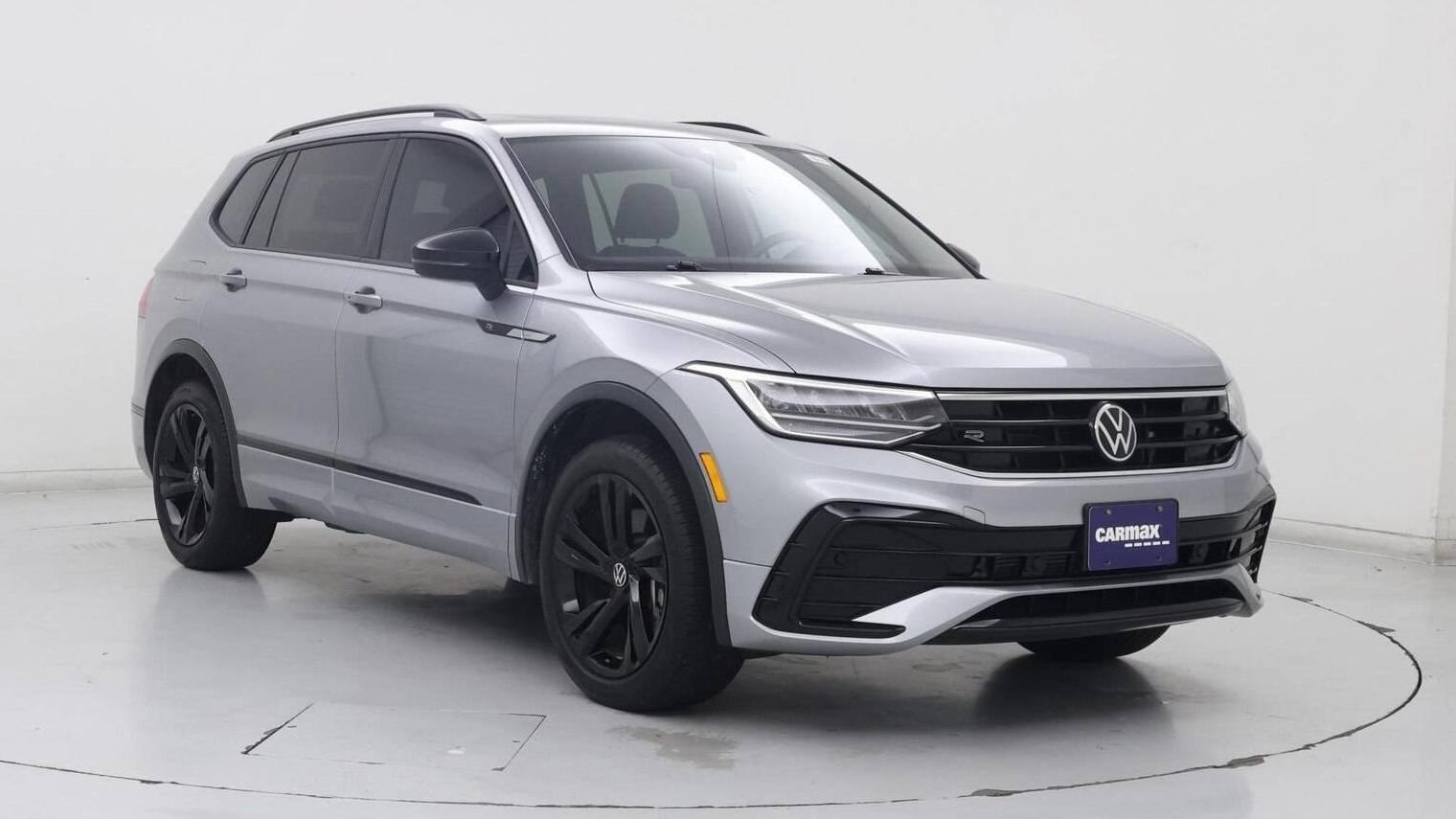 VOLKSWAGEN TIGUAN 2023 3VVCB7AX3PM128432 image