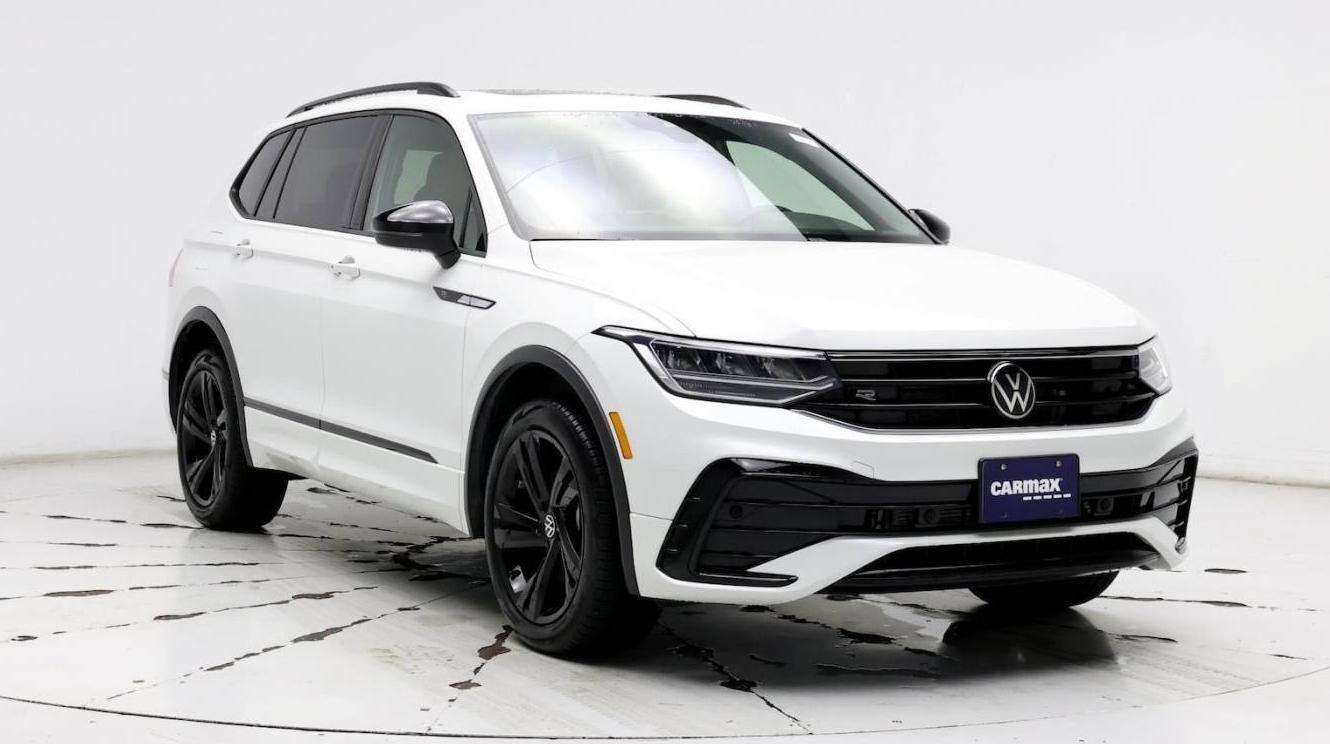 VOLKSWAGEN TIGUAN 2023 3VVCB7AX4PM138354 image