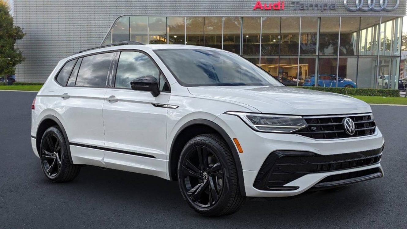 VOLKSWAGEN TIGUAN 2023 3VVCB7AX7PM074679 image