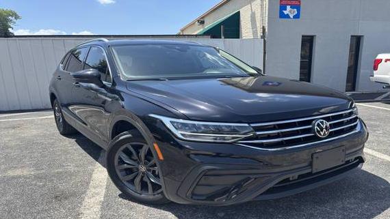 VOLKSWAGEN TIGUAN 2023 3VV3B7AX3PM085470 image