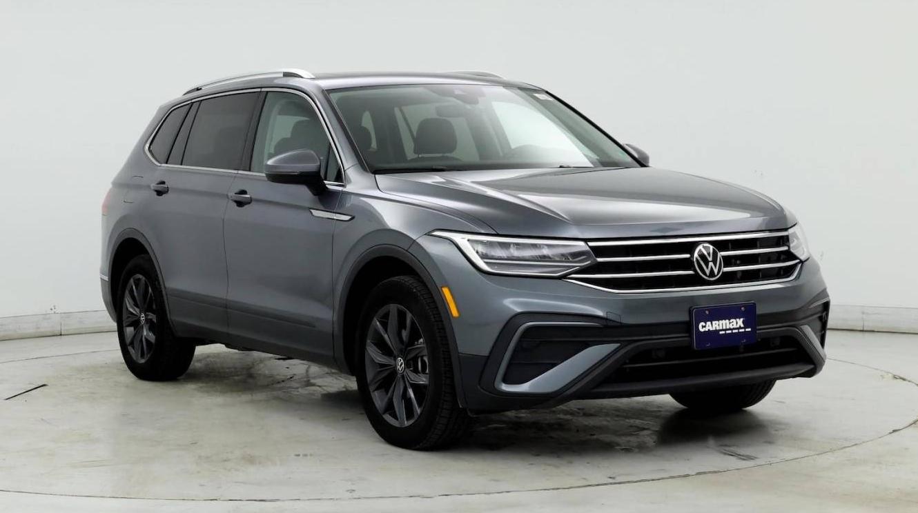 VOLKSWAGEN TIGUAN 2023 3VVNB7AXXPM025422 image