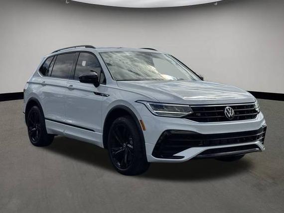 VOLKSWAGEN TIGUAN 2023 3VVCB7AX3PM044479 image
