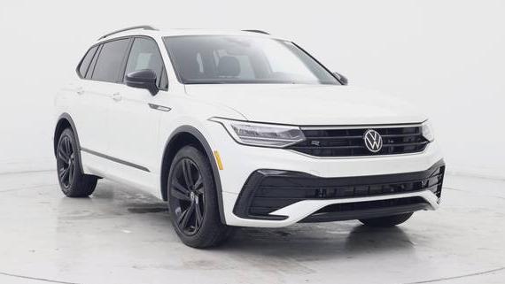 VOLKSWAGEN TIGUAN 2023 3VVCB7AX8PM095427 image