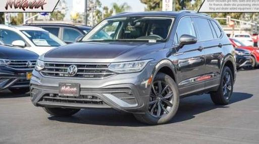 VOLKSWAGEN TIGUAN 2023 3VV3B7AX0PM109045 image