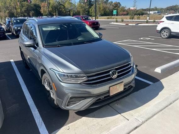 VOLKSWAGEN TIGUAN 2023 3VV3B7AX6PM022881 image