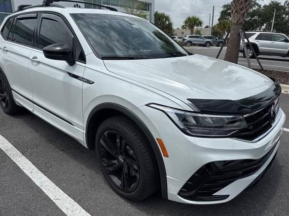 VOLKSWAGEN TIGUAN 2023 3VVCB7AX7PM142611 image