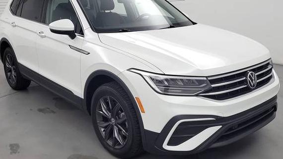 VOLKSWAGEN TIGUAN 2023 3VV3B7AX6PM117540 image