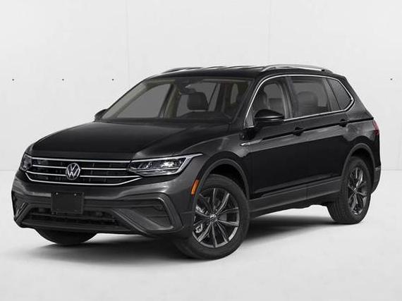 VOLKSWAGEN TIGUAN 2023 3VV3B7AX6PM136069 image VOLKSWAGEN TIGUAN 2023 3VV3B7AX6PM136069 image