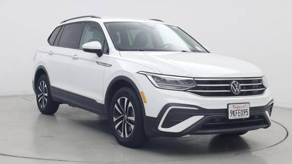 VOLKSWAGEN TIGUAN 2023 3VVRB7AX4PM139336 image