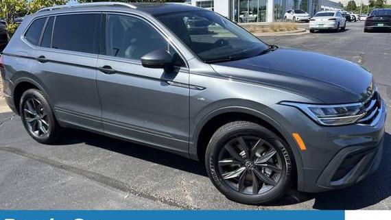 VOLKSWAGEN TIGUAN 2023 3VV3B7AX5PM133972 image