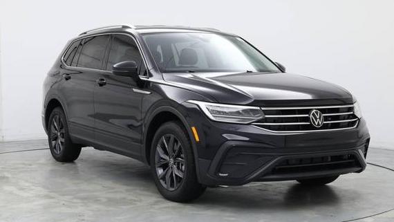 VOLKSWAGEN TIGUAN 2023 3VV3B7AX6PM140607 image