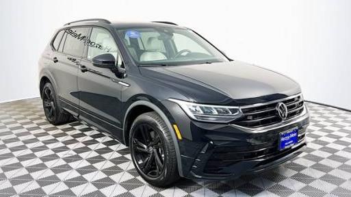 VOLKSWAGEN TIGUAN 2023 3VVCB7AX0PM132499 image