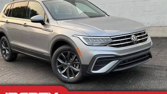 VOLKSWAGEN TIGUAN 2023 3VV3B7AX4PM091570 image