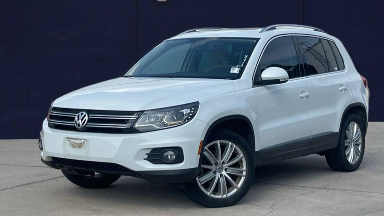 VOLKSWAGEN TIGUAN 2016 WVGAV7AX3GW611590 image