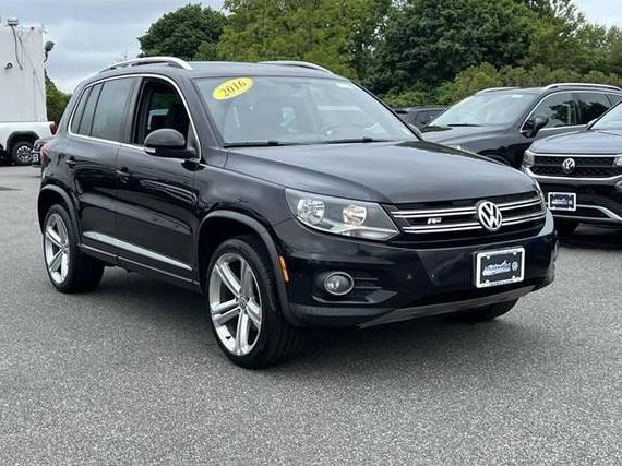 VOLKSWAGEN TIGUAN 2016 WVGBV7AX7GW053196 image