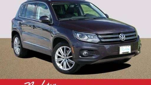 VOLKSWAGEN TIGUAN 2016 WVGAV7AX3GW529875 image