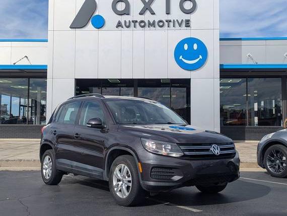 VOLKSWAGEN TIGUAN 2016 WVGBV7AX3GW583293 image