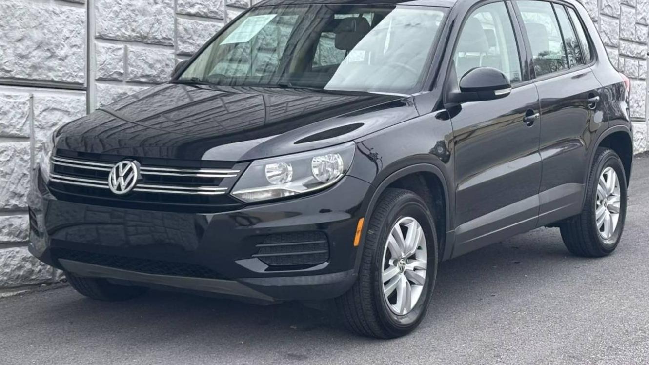 VOLKSWAGEN TIGUAN 2016 WVGAV7AX2GW508774 image