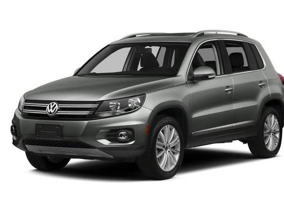 VOLKSWAGEN TIGUAN 2016 WVGBV7AX3GW523269 image