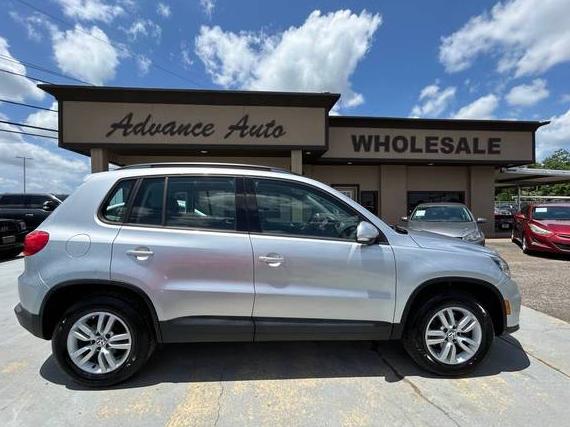 VOLKSWAGEN TIGUAN 2016 WVGAV7AX1GW601964 image