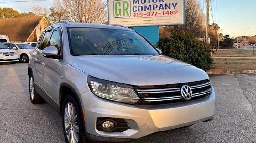 VOLKSWAGEN TIGUAN 2016 WVGAV7AX4GW501907 image