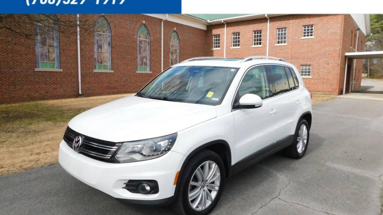 VOLKSWAGEN TIGUAN 2016 WVGAV7AX0GW538159 image