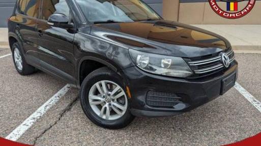 VOLKSWAGEN TIGUAN 2016 WVGBV7AX7GW002023 image