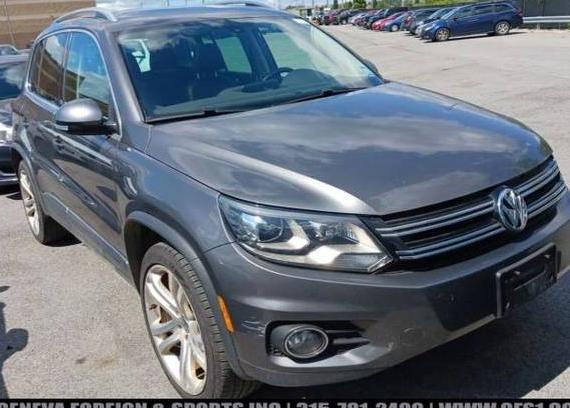 VOLKSWAGEN TIGUAN 2016 WVGBV7AX1GW573474 image