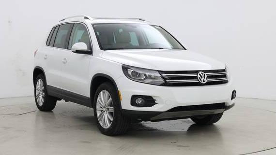 VOLKSWAGEN TIGUAN 2016 WVGAV7AX2GW597293 image