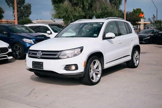 VOLKSWAGEN TIGUAN 2016 WVGAV7AX5GW068596 image