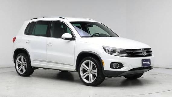 VOLKSWAGEN TIGUAN 2016 WVGBV7AX1GW076361 image