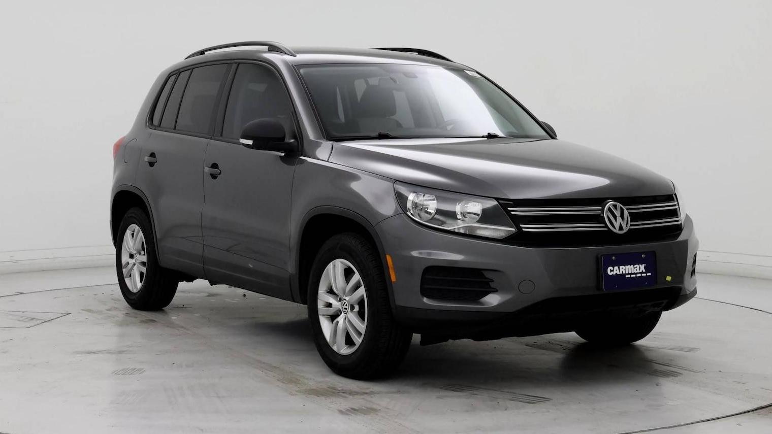 VOLKSWAGEN TIGUAN 2016 WVGAV7AXXGW604135 image