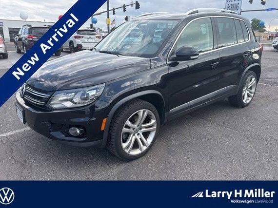 VOLKSWAGEN TIGUAN 2016 WVGBV7AX8GW608141 image
