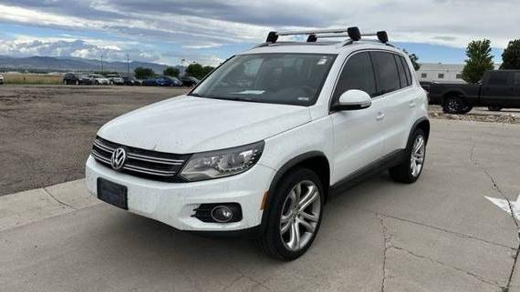 VOLKSWAGEN TIGUAN 2016 WVGBV7AX2GW575394 image
