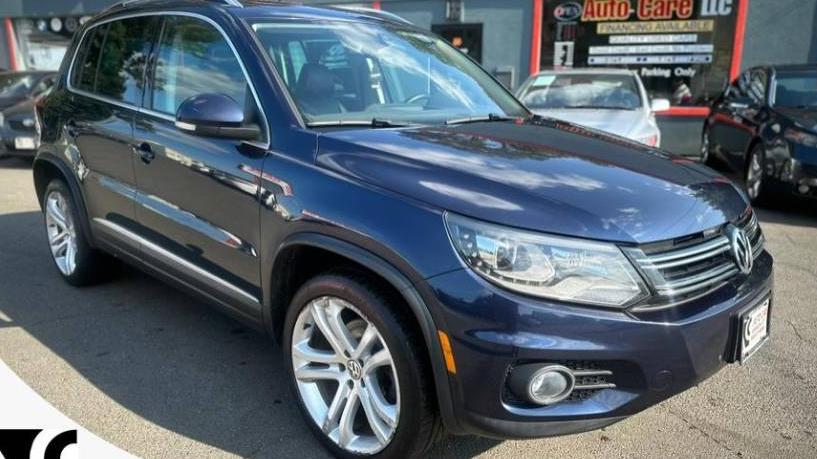 VOLKSWAGEN TIGUAN 2016 WVGBV7AX2GW561575 image