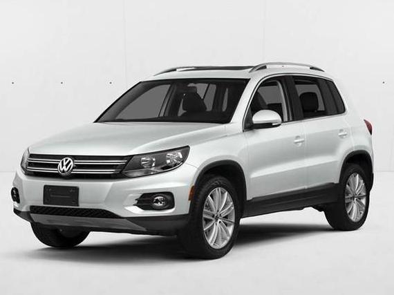 VOLKSWAGEN TIGUAN 2016 WVGAV7AX7GW584930 image