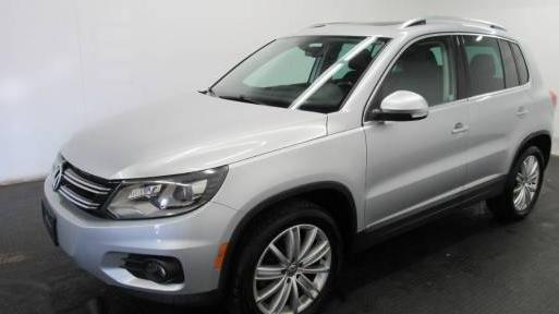 VOLKSWAGEN TIGUAN 2016 WVGAV7AX1GW540678 image