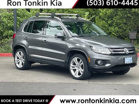 VOLKSWAGEN TIGUAN 2016 WVGAV7AX6GW522323 image