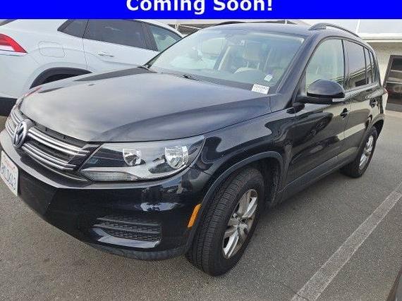 VOLKSWAGEN TIGUAN 2016 WVGAV7AX3GW591549 image